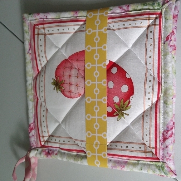 Homemade New potholders strawberry pears floral back 7X7 - Picture 7 of 7